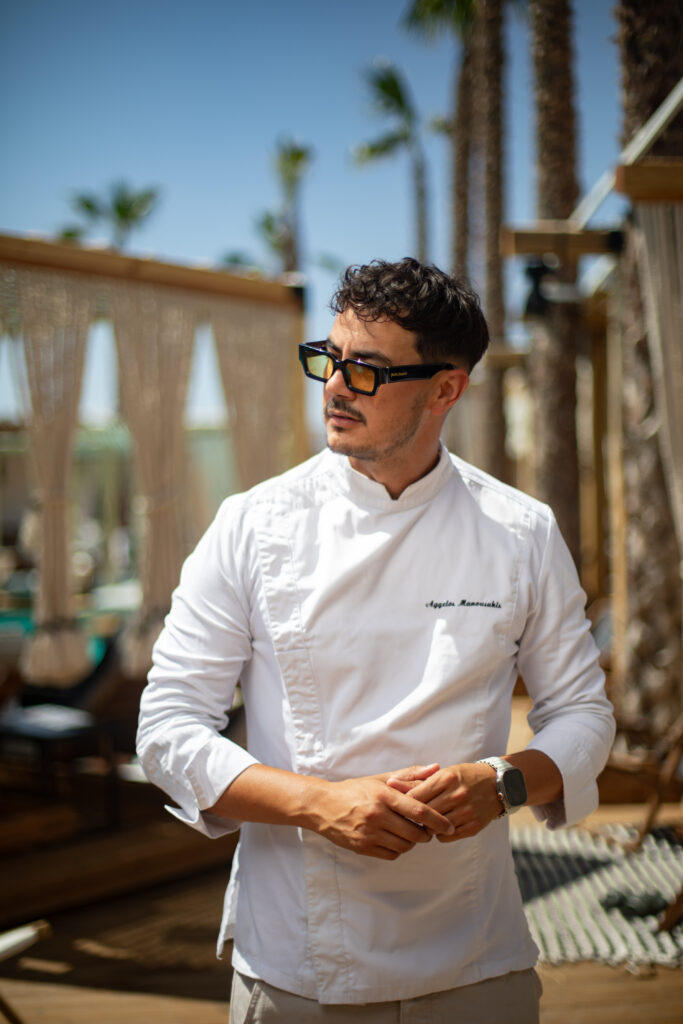 Άγγελος Μανουσάκης: Ο Σεφ που αναδεικνύει την ελληνική γαστρονομία Άγγελος Μανουσάκης: Ο Σεφ που αναδεικνύει την ελληνική γαστρονομία